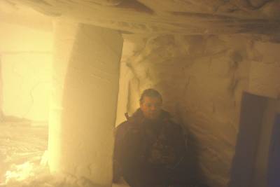 ice shelter