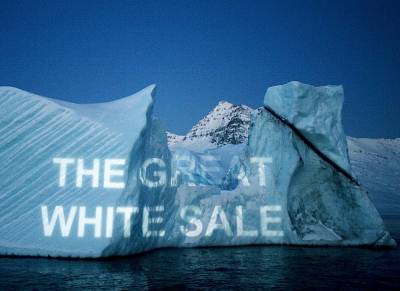 The Great White Sale text on iceberg