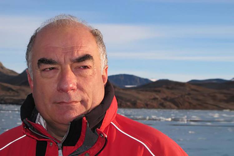 Dr. Simon R Boxall Dr Simon Boxall – Cape Farewell